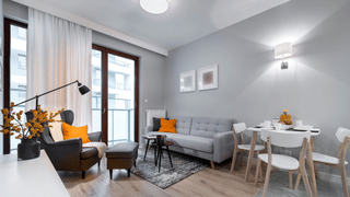 Viral Video:  ഫ്ലാറ്റിന്റെ ലിഫ്റ്റില്‍ ക്യാമറക്ക് പുറം തിരിഞ്ഞു നിന്ന് മൂത്രമൊഴിച്ചു; ഡെലിവറി ഏജന്റിനെ മർദ്ദിച്ച് താമസക്കാര്‍