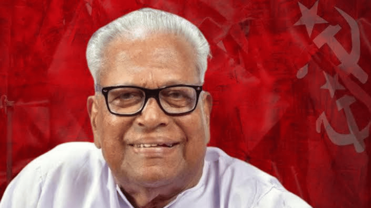 VS Achuthanandan Funeral : വിലാപയാത്ര ആലപ്പുഴ ജില്ലാ അതിർത്തിയിൽ പ്രവേശിക്കുന്നത് മുതൽ മെഡിക്കൽ സംഘവും ഒപ്പമെത്തും