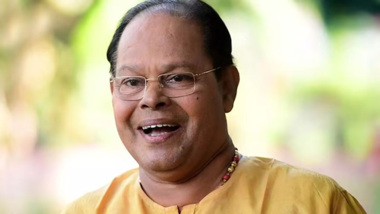 അടുത്ത ഭാരവാഹി തിരഞ്ഞെടുപ്പിലും നടൻ ഇന്നസെന്റ് തന്നെയായിരുന്നു പ്രസിഡന്റായി തിരഞ്ഞെടുക്കപ്പെട്ടത്. 2003 മുതൽ 2006 വരെയുള്ള കാലയളവിൽ നെടുമുടി വേണുവും കെ ബി ഗണേഷ് കുമാറുമായിരുന്നു വൈസ് പ്രസിഡന്റുമാർ. ടി പി മാധവനും ഇടവേള ബാബുവും ജോയിന്റ് സെക്രട്ടറിമാരായപ്പോൾ ജഗദീഷായിരുന്നു ട്രഷറർ.