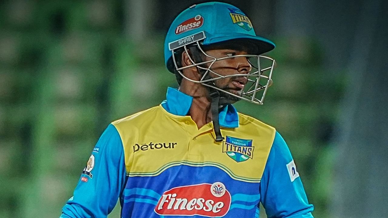 KCL 2025: കെസിഎല്ലില്‍ സെഞ്ചുറിക്ക് അരികില്‍ ‘ദുര്‍ഭൂതം’; മൂന്നക്കത്തിന് അടുത്ത് വഴുതിവീണ് ബാറ്റര്‍മാര്‍