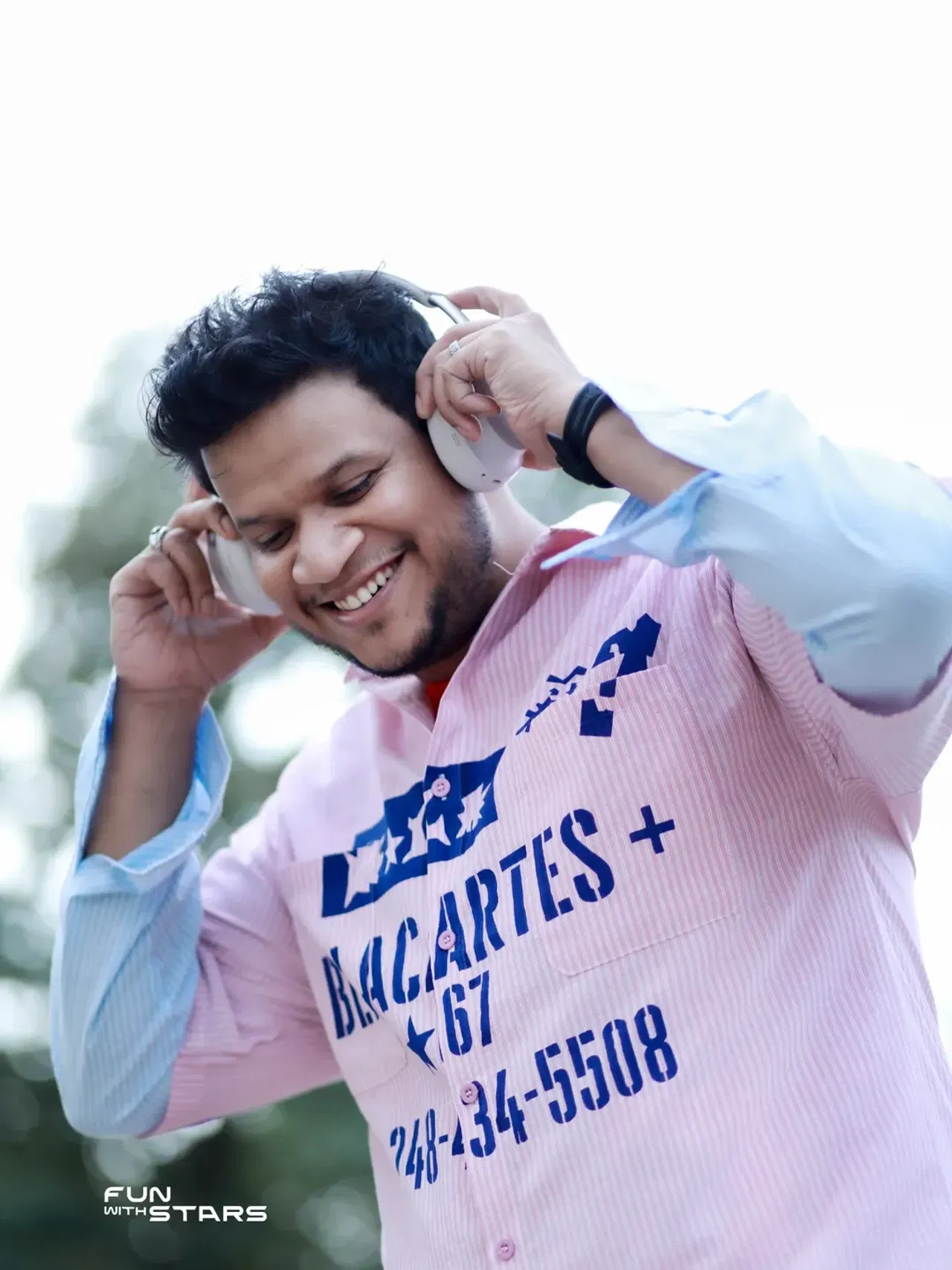 ബിഗ് ബോസ് മലയാളം സീസണ്‍ ഏഴ് മൂന്നാം ആഴ്ചയിലേക്ക് പ്രവേശിച്ചിരിക്കുകയാണ്. മറ്റ് സീസണുകളില്‍ നിന്നും വ്യത്യസ്തമായി ഇതിനോടകം തന്നെ ഒരുപാട് പ്രശ്‌നങ്ങള്‍ ഹൗസില്‍ പൊട്ടിപുറപ്പെട്ടിരുന്നു. അക്കൂട്ടത്തിലൊന്നായിരുന്നു രേണു സുധിയെ അക്ബര്‍ ഖാന്‍ സെപ്റ്റിക് ടാങ്ക് എന്ന് വിശേഷിപ്പിച്ചത്. ഇത് പ്രേക്ഷകരില്‍ നിന്നുപോലും അക്ബറിന് നേരെ വിമര്‍ശനങ്ങള്‍ ഉയരുന്നതിന് കാരണമായി. (Image Credits: Instagram)