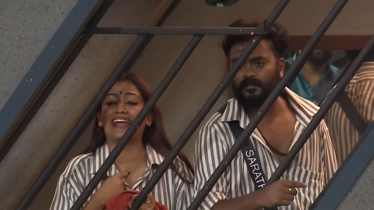 ബിഗ് ബോസ് ഹൗസിലെ ചൂടൻ കഥാപാത്രമാണ് അപ്പാനി ശരത്.  ആദ്യ ആഴ്ചയിലെ ക്യാപ്റ്റൻഅനീഷിനെതിരെയാണ് താരം കൂടുതൽ ശബ്ദമുയർത്തിയത്. അക്ബർ ഖാനൊപ്പം ചേർന്ന് തന്ത്രങ്ങൾ മെനഞ്ഞ ശരത് ആദ്യ ആഴ്ചയിൽ തന്നെ ജയിലിലേക്ക് നോമിനേറ്റ് ചെയ്യപ്പെട്ടു. 
