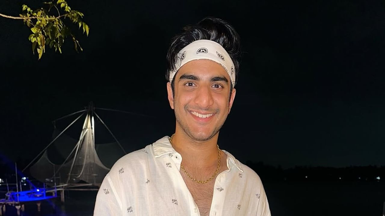 മോഡലിങിലൂടെയാണ് ആര്യന് കരിയര് ആരംഭിച്ചതെന്നാണ് റിപ്പോര്ട്ട്. നിരവധി പരസ്യചിത്രങ്ങളിലും അഭിനയിച്ചു. 2022ല് ആമസോണ് പ്രൈമിന്റെ റിയാലിറ്റി ഷോയിലും ഈ 26കാരന് പങ്കെടുത്തിട്ടുണ്ട് (Image Credits: instagram.com/aryan_kath_/)