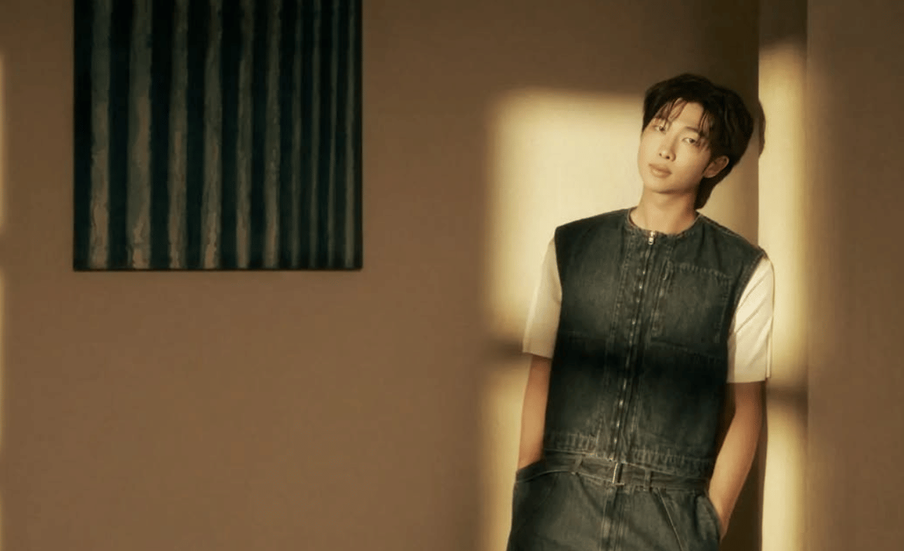 ഏറ്റവും പുതിയ മ്യൂസിക് ചാർട്ട്സ് അപ്ഡേറ്റ് അനുസരിച്ച്, ആർ‌എമ്മിന്റെ ഗാനങ്ങൾ സ്‌പോട്ടിഫൈയിൽ 2.8 ബില്യണിലധികം തവണ പ്ലേ ചെയ്തിട്ടുണ്ട്. സോളോ ഗാനങ്ങൾ മാത്രം 1.1 ബില്യണിലധികം തവണ സ്ട്രീം ചെയ്തിട്ടുണ്ട്. (Image Credit: Instagram)