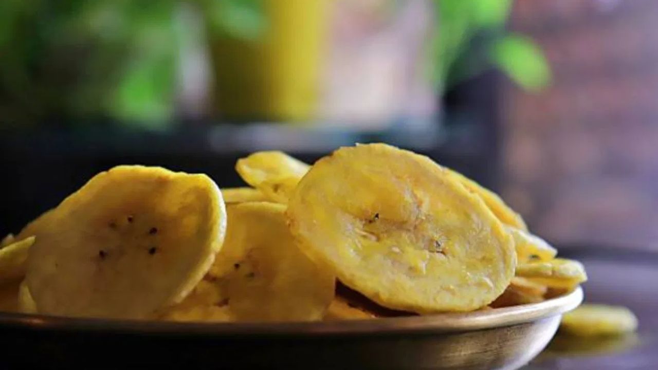 Banned chemicals in food: കേരളത്തിലെ ഉപ്പേരി മുതൽ മുളകുപൊടി വരെ വിഷമയം, സാമ്പിൾ പരിശോധനയിൽ കണ്ടെത്തിയത് നിരോധിച്ച രാസവസ്തുക്കൾ