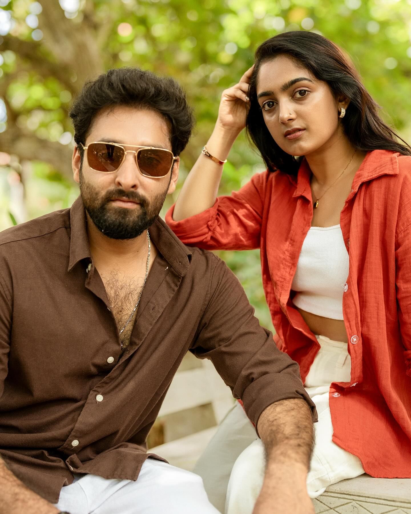 കോട്ടയം ചങ്ങനാശേരി സ്വദേശിനിയാണ് ബിന്നി എന്ന ഡോക്ടർ ജോസഫിൻ. എംബിബിഎസ് പഠിച്ചെങ്കിലും നടൻ നൂബിൻ ജോണിയെ വിവാഹം കഴിച്ചതോടെയാണ് ബിന്നിയും അഭിനയ കരിയർ ആരംഭിക്കുന്നത്. കുടുംബവിളക്ക് സീരിയയിലൂടെ പ്രശസ്തനായ നടനാണ് നൂബിൻ ജോണി.