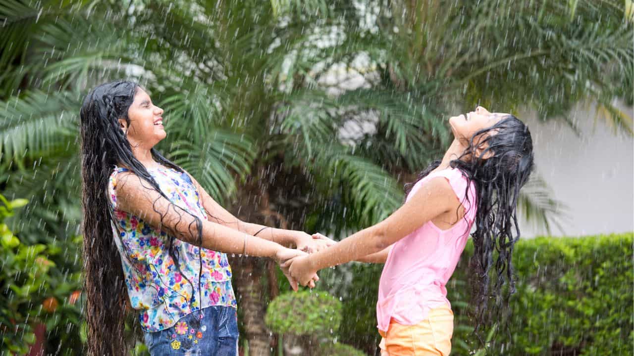 Kids Savings Tips: ചെലവെല്ലാം മക്കളും അറിയട്ടെ സമ്പാദിക്കട്ടെ! പോക്കറ്റ് മണി വെച്ച് സമ്പാദ്യമുണ്ടാക്കാം