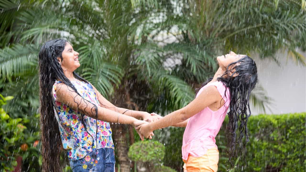 Kids Savings Tips: ചെലവെല്ലാം മക്കളും അറിയട്ടെ സമ്പാദിക്കട്ടെ! പോക്കറ്റ് മണി വെച്ച് സമ്പാദ്യമുണ്ടാക്കാം