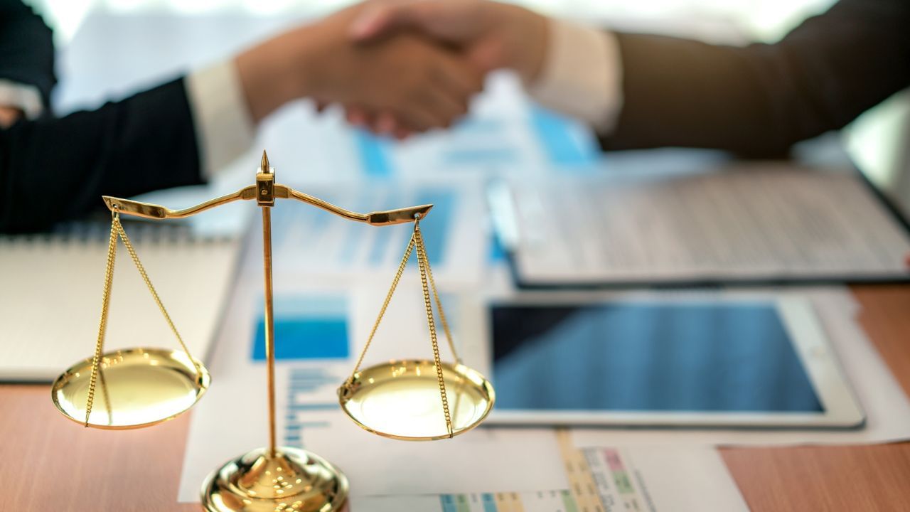 Consumer Court: ഉപഭോക്തൃ കോടതിയില്‍ കേസ് ഫയല്‍ ചെയ്യാം; നടപടിക്രമങ്ങള്‍ ഇങ്ങനെ