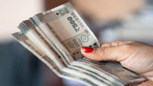 7th Pay Commission: സർക്കാർ ജീവനക്കാർക്ക് നവരാത്രി സമ്മാനം, സെപ്റ്റംബറിൽ ക്ഷാമബത്ത വർധിക്കുമോ?