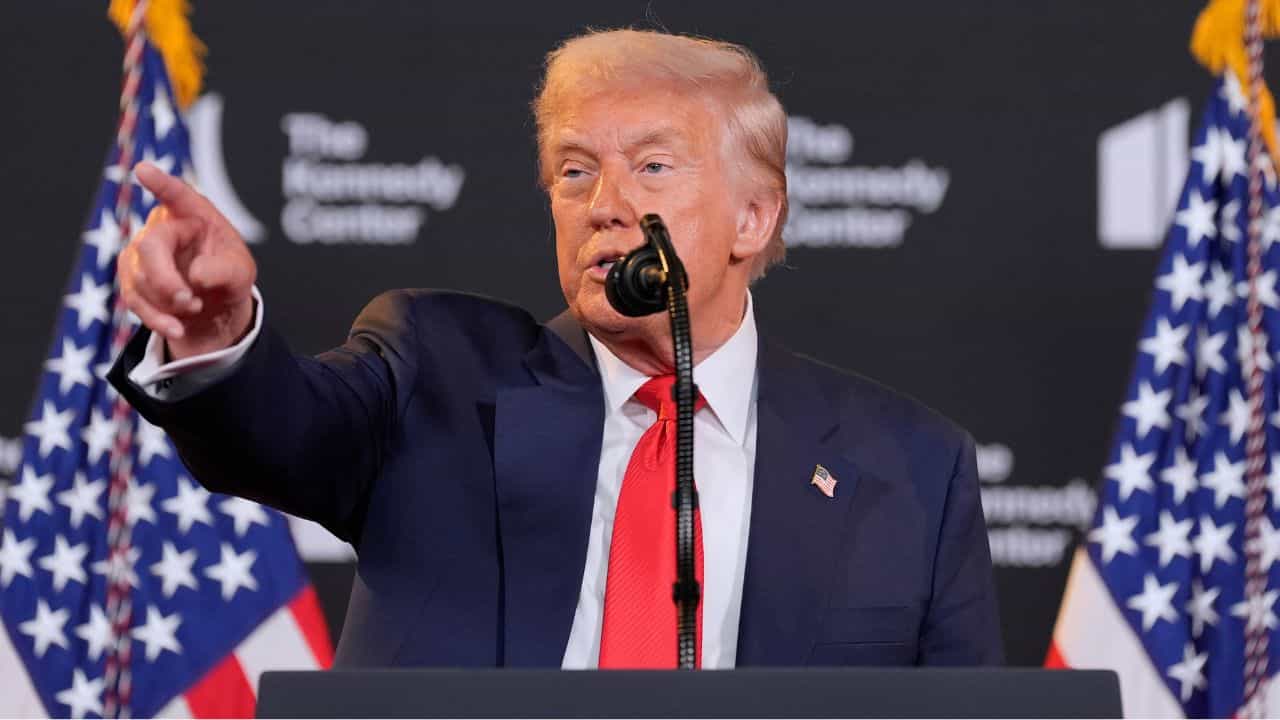 Donald Trump: ‘അലാസ്ക ഉച്ചകോടിക്കു ശേഷം യുദ്ധം നിർത്തിയില്ലെങ്കിൽ...’: റഷ്യ‌യ്‌ക്ക് ട്രംപിന്റെ മുന്നറിയിപ്പ്