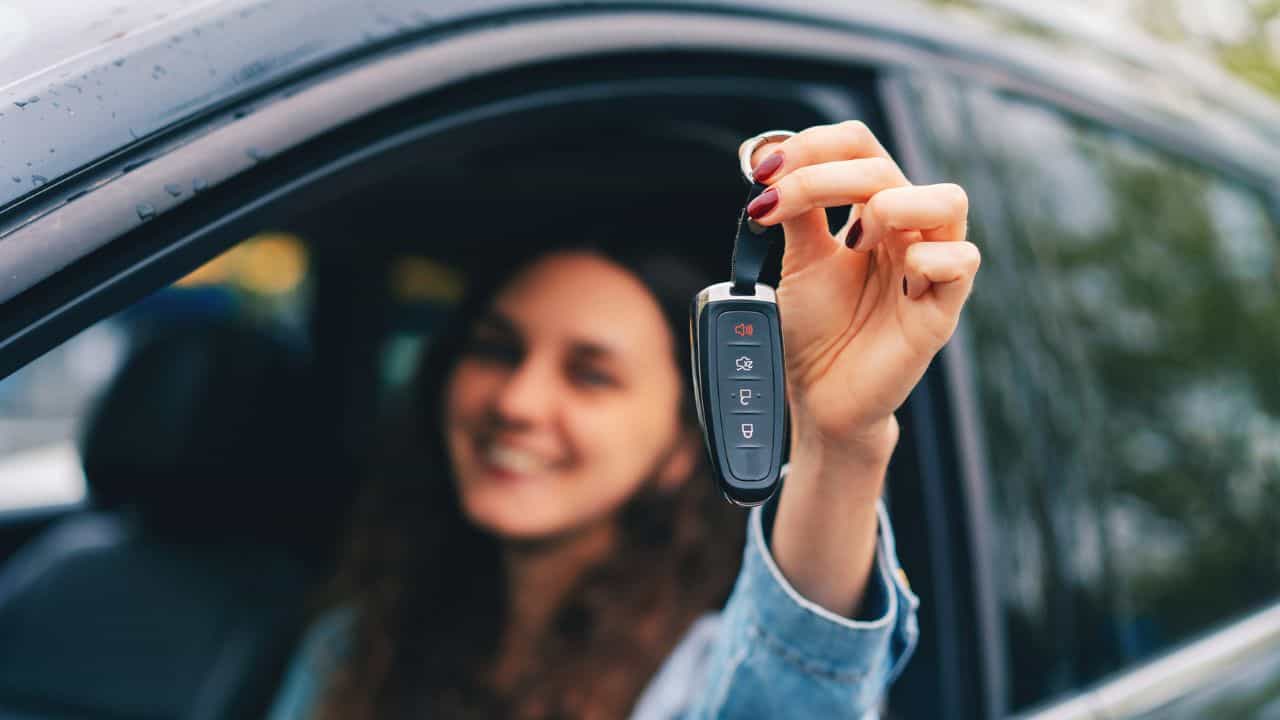 Driving Test: ഓട്ടോമാറ്റിക് കാറും ഇലക്ട്രിക് വാഹനങ്ങളും ഉപയോഗിച്ച് ഡ്രൈവിങ് ടെസ്റ്റ് നടത്താം