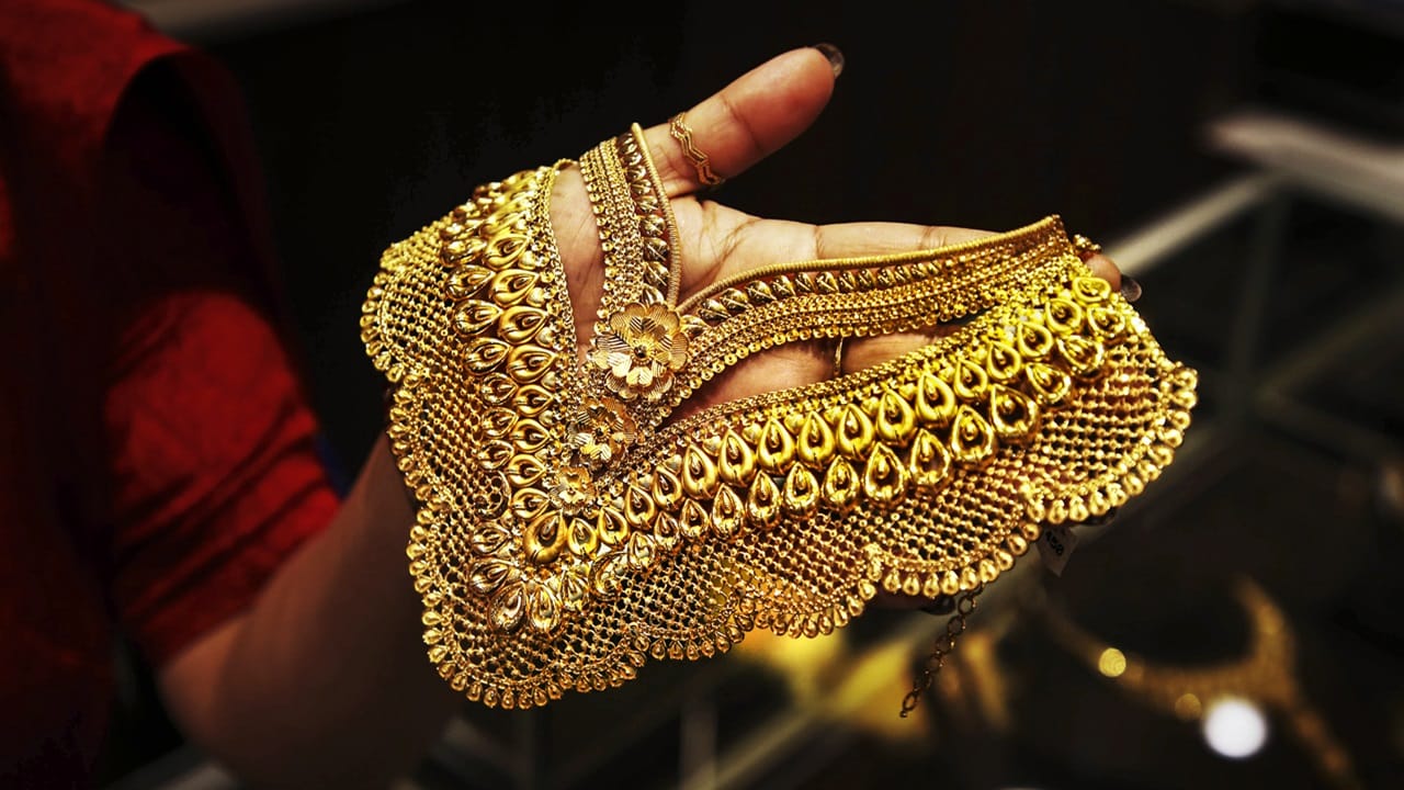 Kerala Gold Rate: സ്വര്‍ണവിലയില്‍ വീണ്ടും ഇടിവ്, ഇനിയും കുറയുമോ? ‘അലാസ്‌ക’യിലുണ്ട് ഉത്തരം