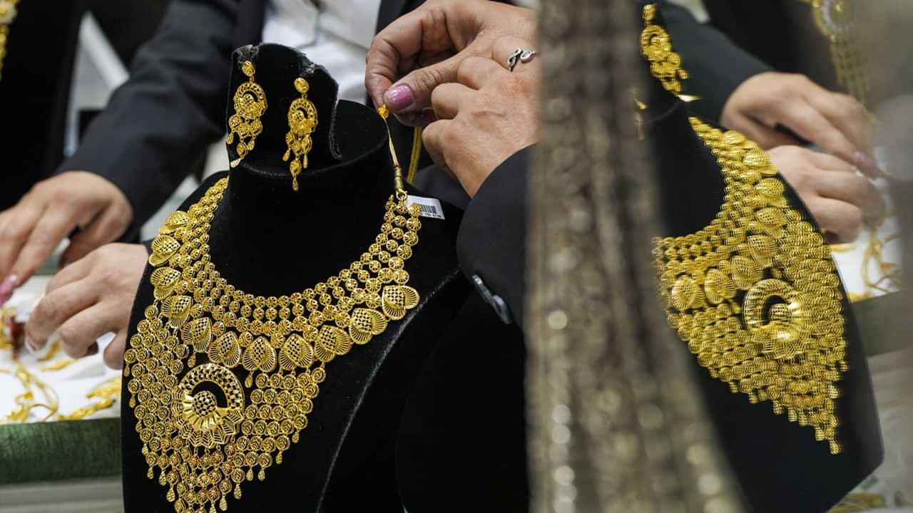 Kerala Gold Rate: ആഭരണമോഹങ്ങള്‍ തരിപ്പണമാക്കി താരിഫ് പോര്, പോയ വാരം ഞെട്ടിച്ചു; സ്വര്‍ണ സ്വപ്‌നങ്ങള്‍ പൊലിയുമോ?