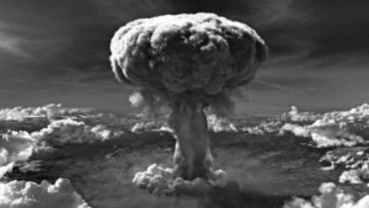 Hiroshima Day 2025: കൊടും ക്രൂരതയ്ക്ക് ഇന്ന് 80 ആണ്ട്, മനുഷ്യക്കുരുതിയുടെ മരിക്കാത്ത ഓ‍ർമകൾ...