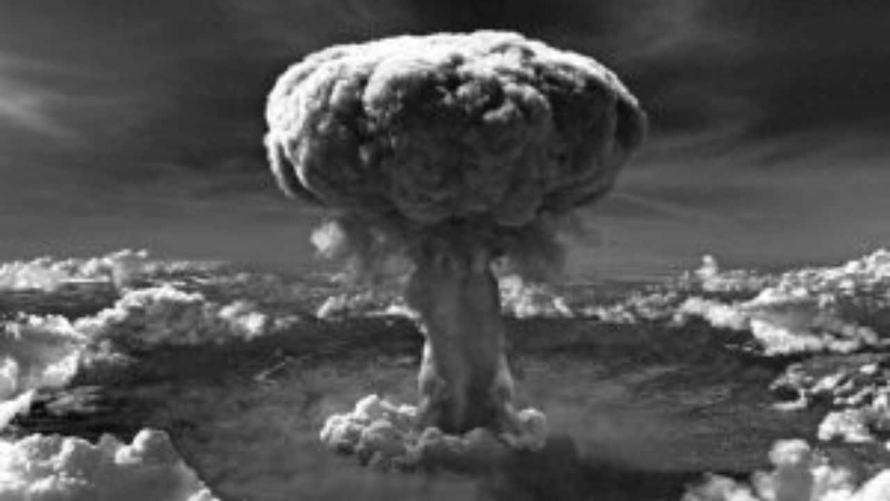 Hiroshima Day 2025: കൊടും ക്രൂരതയ്ക്ക് ഇന്ന് 80 ആണ്ട്, മനുഷ്യക്കുരുതിയുടെ മരിക്കാത്ത ഓ‍ർമകൾ...