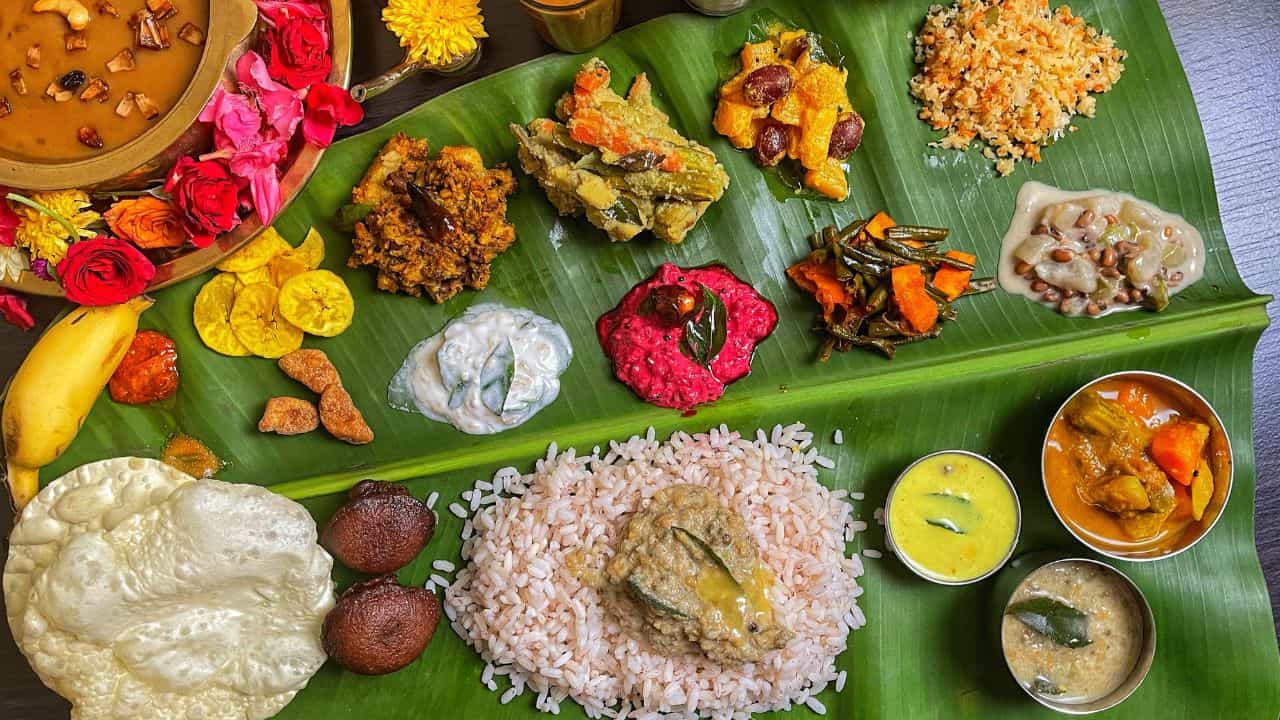 Onam Sadhya 2025: ഇത്തവണ സദ്യ മിസ് ആകില്ല! ഉഗ്രൻ ഓണസദ്യ വിളമ്പുന്ന മുംബൈയിലെ ഹോട്ടലുകൾ ഇതാ