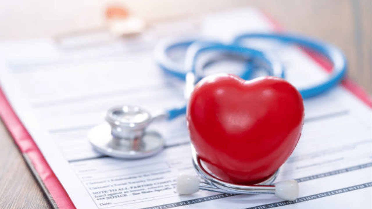 High cholesterol: കൊളസ്ട്രോൾ കൂടുതലാണോ? ശ്രദ്ധിക്കേണ്ടത് ഇക്കാര്യങ്ങൾ High cholesterol: കൊളസ്ട്രോൾ കൂടുതലാണോ? ശ്രദ്ധിക്കേണ്ടത് ഇക്കാര്യങ്ങൾ