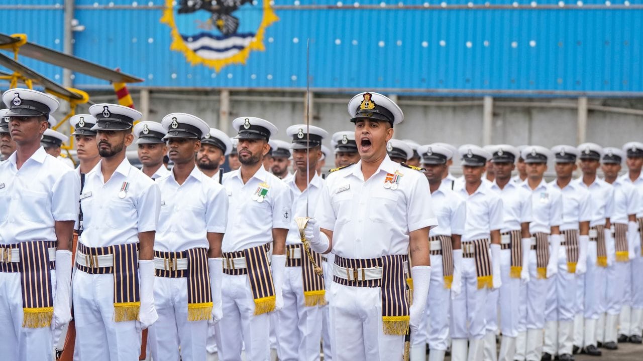 Indian Navy Recruitment: ഇന്ത്യൻ നേവിയിൽ അവസരം; 63,200 രൂപ വരെ ശമ്പളം; ഇന്ന് തന്നെ അപേക്ഷിക്കാം
