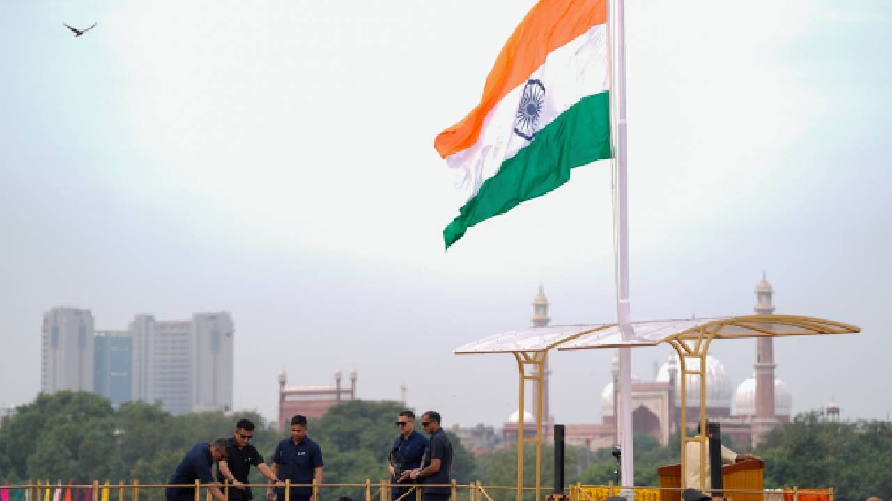 Happy Independence Day 2025 : 79-ാം സ്വാതന്ത്ര്യദിന ആഘോഷത്തിൽ രാജ്യം; ഡൽഹിയിൽ കനത്ത സുരക്ഷ