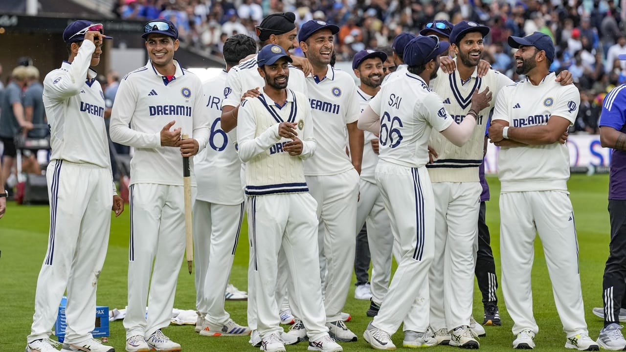 ഇതുമായി ബന്ധപ്പെട്ട് ചര്ച്ചകള് നടന്നെന്ന് ബിസിസിഐ വൃത്തങ്ങള് പിടിഐയോട് പ്രതികരിച്ചു. ഇതുമായി ബന്ധപ്പെട്ടുള്ള നിലപാട് താരങ്ങളെ അറിയിക്കും (Image Credits: PTI)