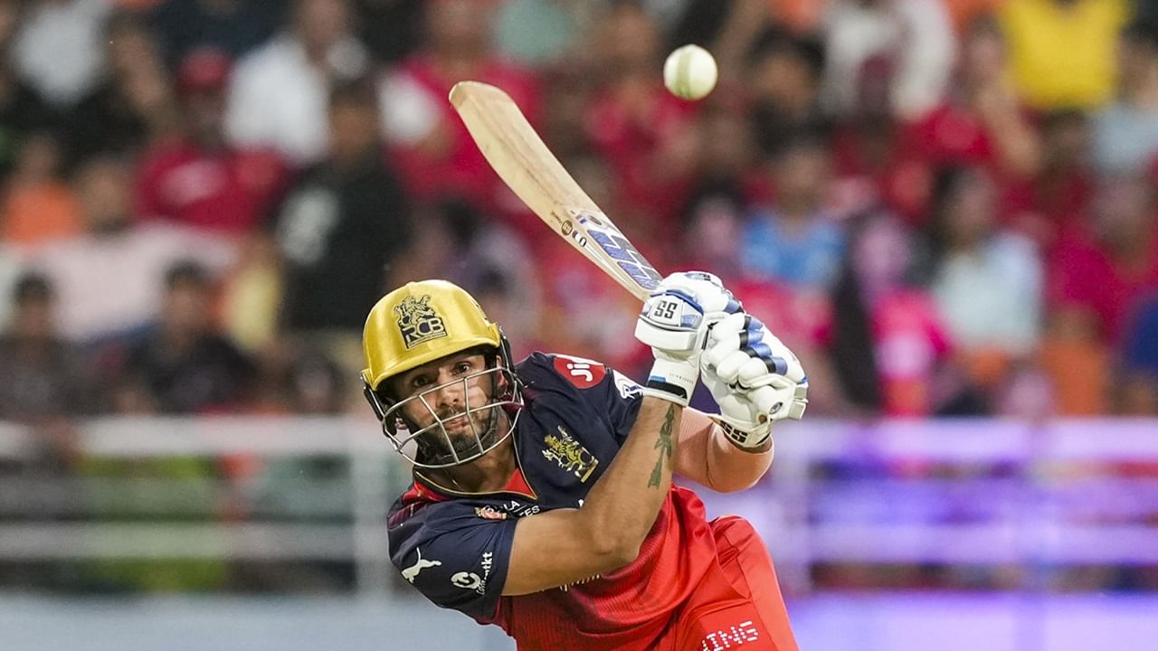 2024 ജനുവരിയിലാണ് ജിതേഷ് അവസാനമായി ഇന്ത്യയ്ക്ക് വേണ്ടി ടി20 കളിച്ചത്. ഐപിഎല്ലില്‍ ആര്‍സിബി താരമായ ജിതേഷ് ഫിനിഷറുടെ റോള്‍ ഭംഗിയായി നിര്‍വഹിച്ചിരുന്നു. ഇതാണ് താരത്തെ ഏഷ്യാ കപ്പിലേക്ക് പരിഗണിക്കാന്‍ മാനേജ്‌മെന്റിനെ പ്രേരിപ്പിക്കുന്നത് (Image Credits: PTI)