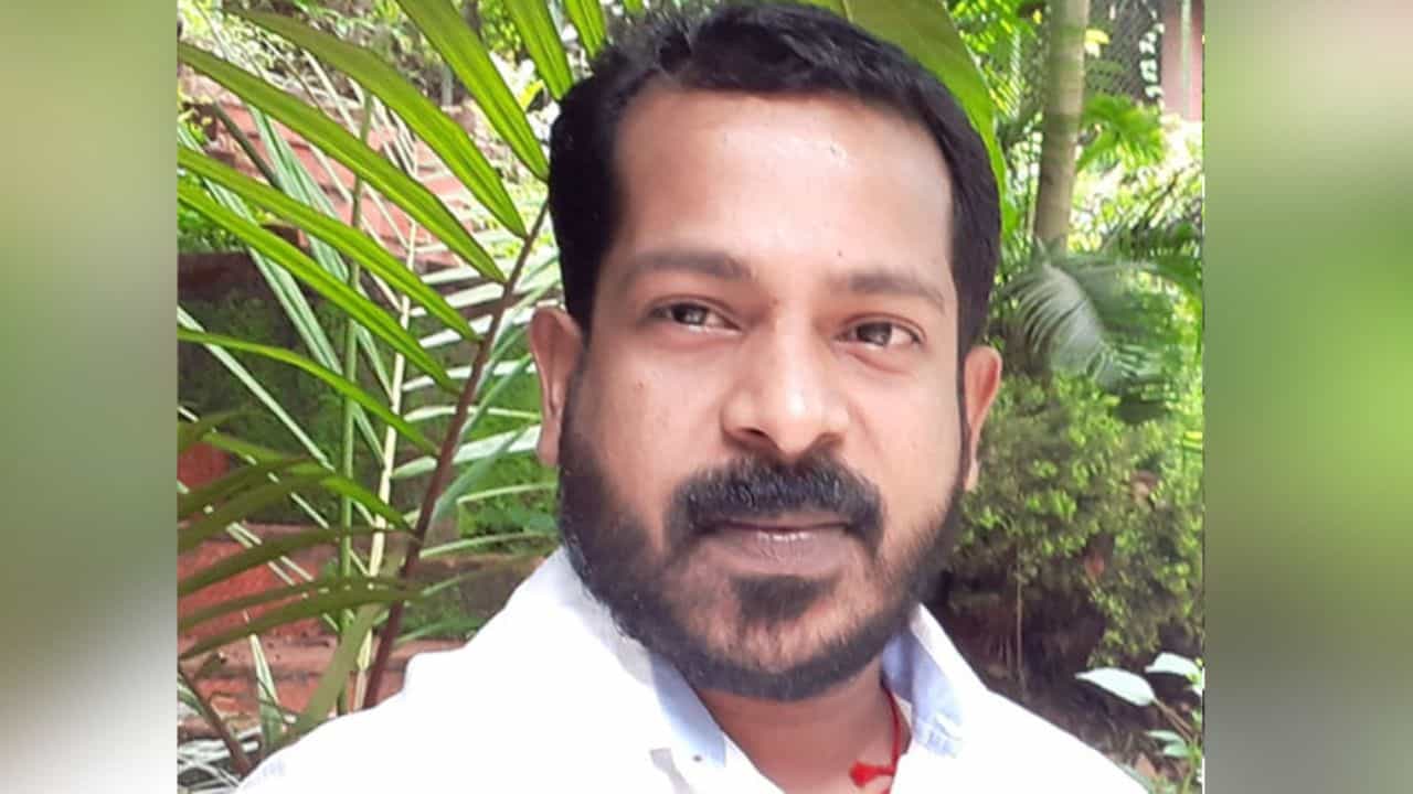 Kodi Suni: കൊടി സുനിക്ക് മദ്യം നൽകിയ സംഭവം; മൂന്ന് പോലീസുകാരെ സസ്പെൻഡ് ചെയ്തു