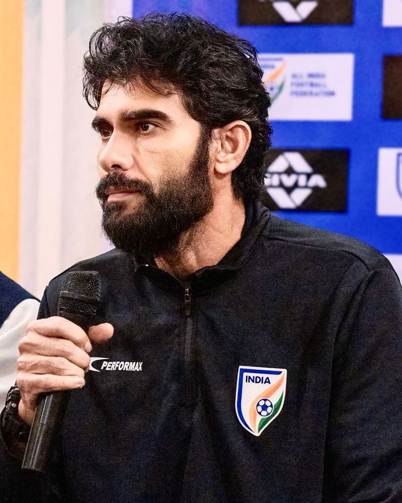 സമീപകാലത്ത് നിരാശജനകമായ പ്രകടനമാണ് ഇന്ത്യന് ഫുട്ബോള് ടീം പുറത്തെടുത്തത്. ഖാലിദ് ജമീലിന്റെ കീഴില് ഇന്ത്യന് ടീം മികച്ച പ്രകടനം പുറത്തെടുക്കുമെന്നാണ് ആരാധകരുടെ പ്രതീക്ഷ (Image Credits: facebook.com/TheIndianFootballTeam)