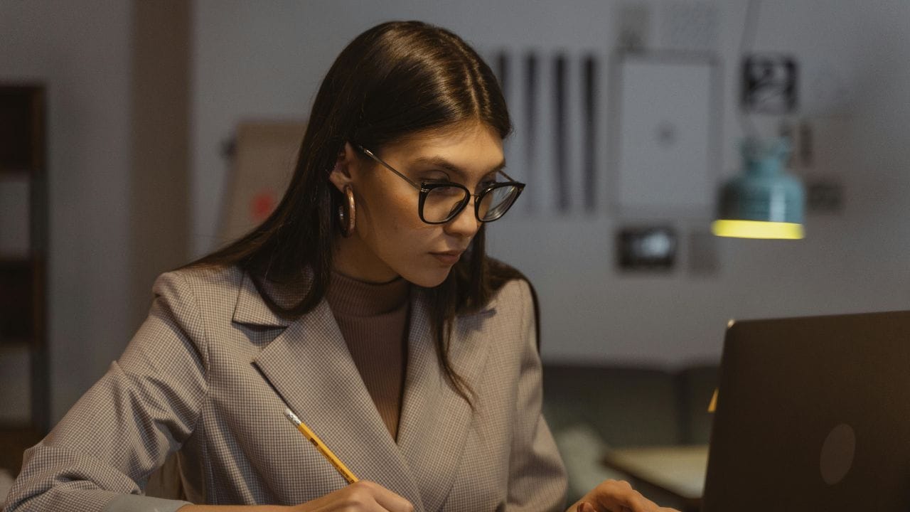 New India Assurance Recruitment: ന്യൂ ഇന്ത്യ അഷ്വറൻസിൽ 550 ഒഴിവുകൾ; യോഗ്യത ബിരുദം, ഉടൻ അപേക്ഷിക്കൂ