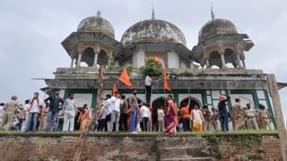 Vote Chori Allegation: ‘ഭരണഘടന സംരക്ഷിക്കാനുള്ള പോരാട്ടം’; രാജ്യതലസ്ഥാനത്ത് പ്രതിഷേധം, രാഹുൽ ഗാന്ധിയെ അറസ്റ്റ് ചെയ്ത് നീക്കി