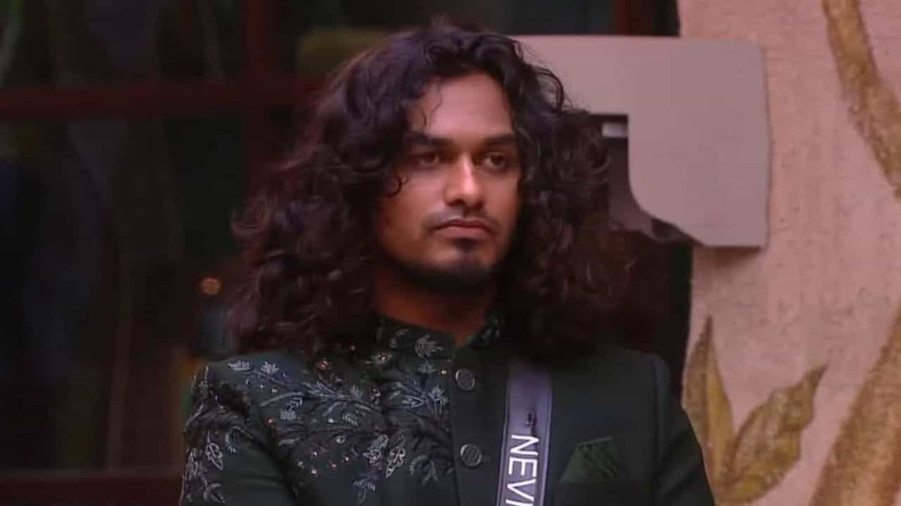 Bigg Boss Malayalam Season 7: ചെയ്ത തെറ്റിന് മാപ്പ്; ബിഗ് ബോസ് വീട്ടിലേക്ക് തിരിച്ചുകയറി നെവിൻ
