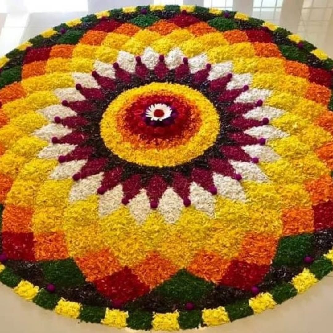 അത് കൃത്യമായി ഫോളോ ചെയ്താൽ മാത്രമേ വിജയം നേടും. വലിപ്പം, ഏതെല്ലാം പൂക്കളാണ് ഉപയോഗിക്കാന്‍ സാധിക്കുക എന്നതെല്ലാം നിയമത്തിൽ പെടുന്നു.