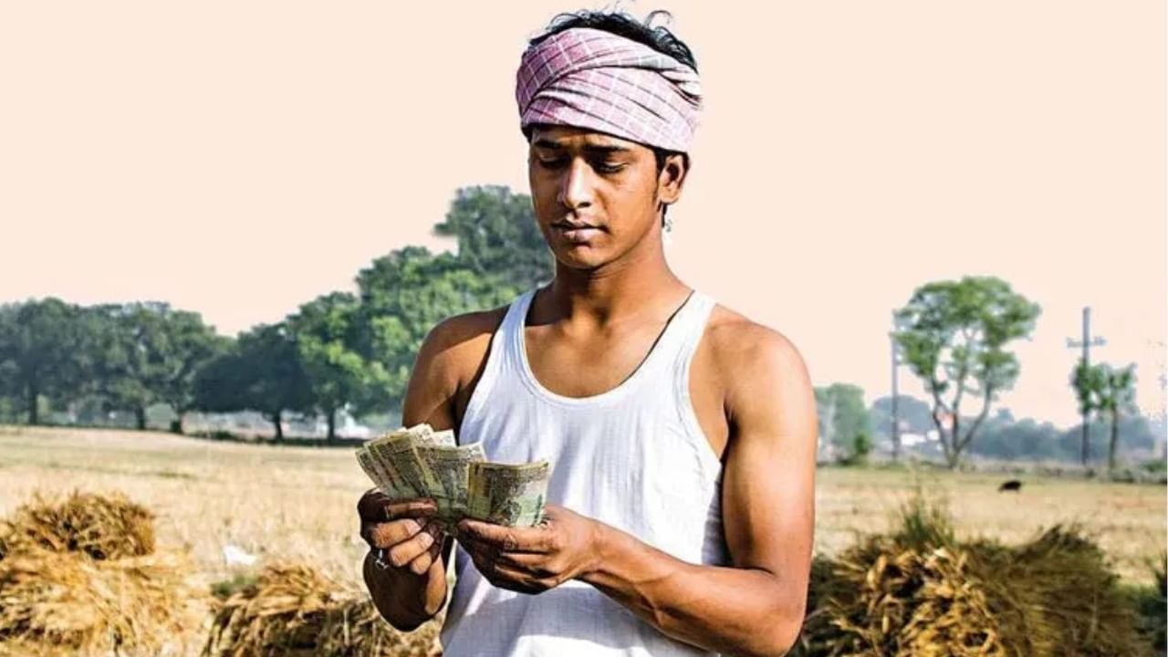 PM Kisan: കർഷകർക്ക് 2000 എപ്പോൾ ബാങ്കിലെത്തും? പിഎം കിസാൻ അപ്ഡേറ്റ് PM Kisan: കർഷകർക്ക് 2000 എപ്പോൾ ബാങ്കിലെത്തും? പിഎം കിസാൻ അപ്ഡേറ്റ്
