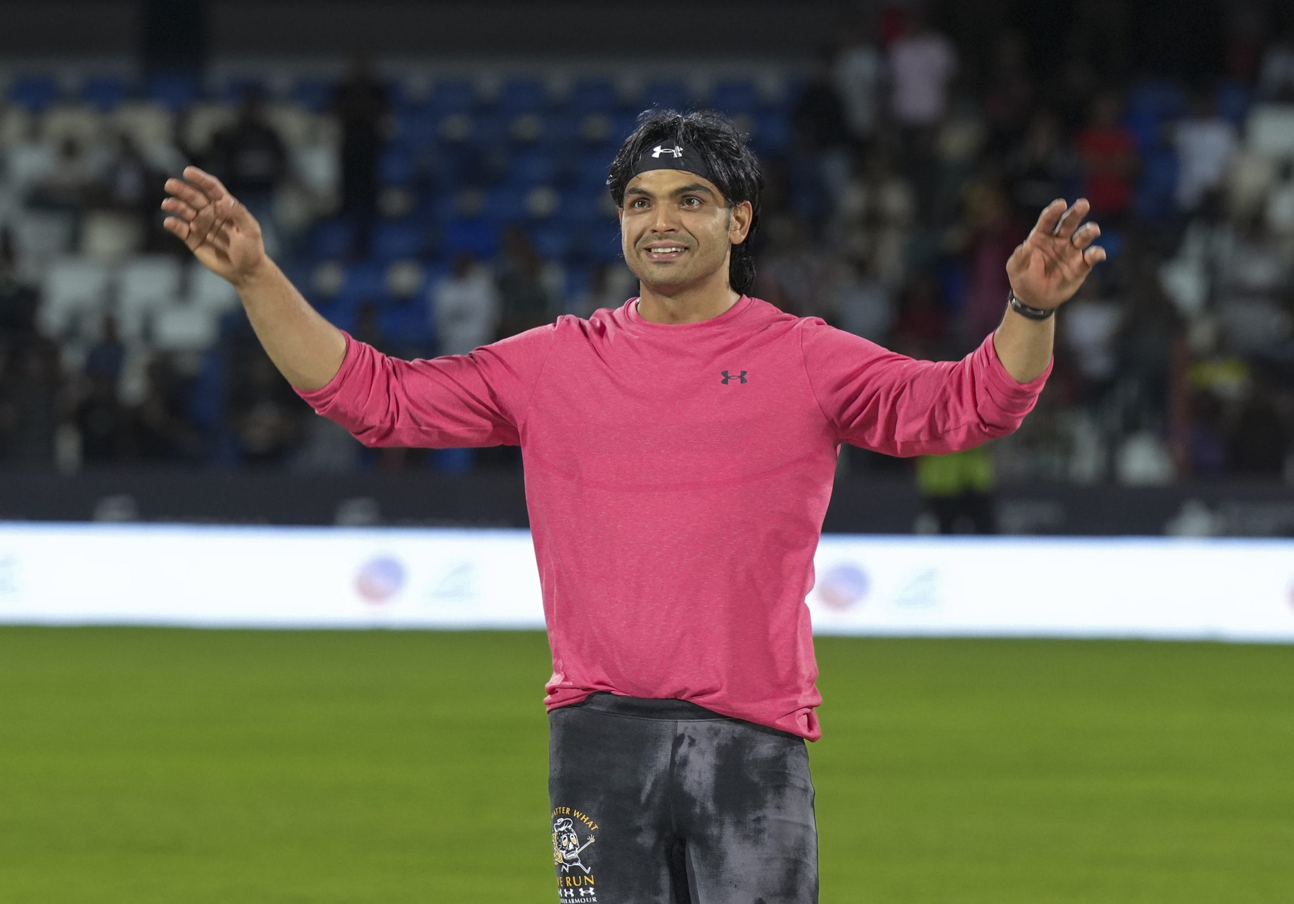 84.95 മീറ്റർ ദൂരത്തേക്ക് ജാവലിൻ പായിച്ച ട്രിനിഡാഡാ ആന്റ് ടുബാഗൊയുടെ കെഷോൺ വാൽക്കോട്ടിനാണ് മൂന്നാം സ്ഥാനം. 2022ലാണ് നീരജ് ഡയമണ്ട് ലീഗ് ചാമ്പ്യനായത്. പിന്നീട് ഇതുവരെ താരത്തിന് ഡയമണ്ട് ലീഗിൽ സ്വർണം നേടാനായിട്ടില്ല. 
