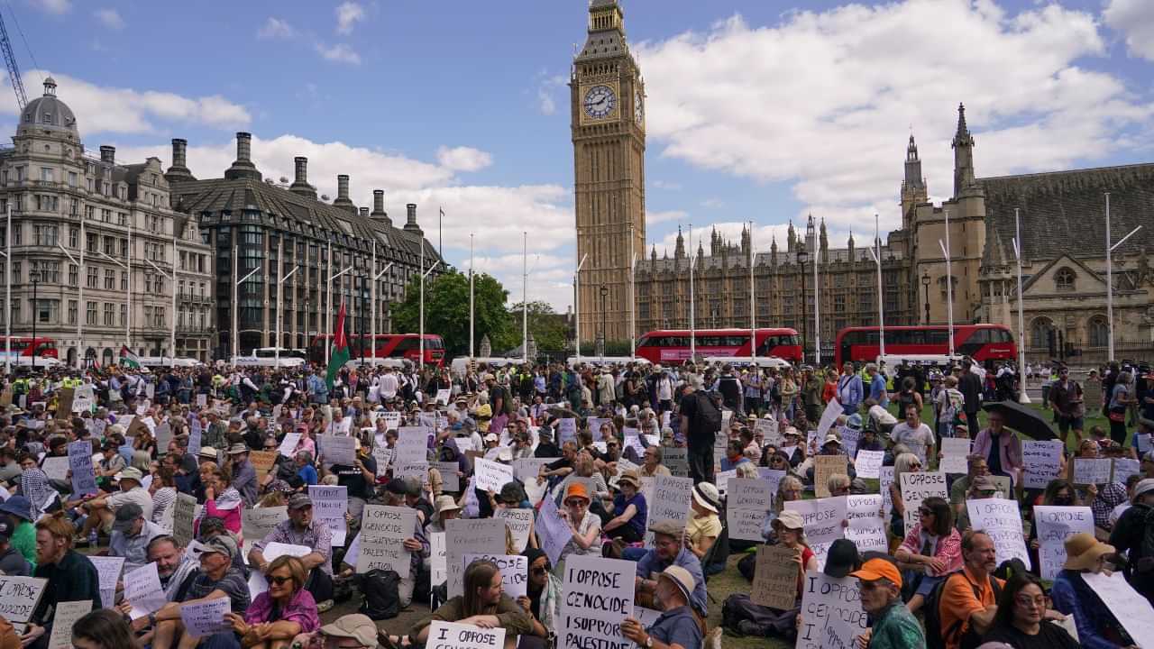 Palestine Action Ban: പലസ്തീൻ ആക്ഷന് ബ്രിട്ടണിൽ നിരോധനം; ലണ്ടനിൽ കടുത്ത പ്രതിഷേധം,466 പേർ പിടിയിൽ