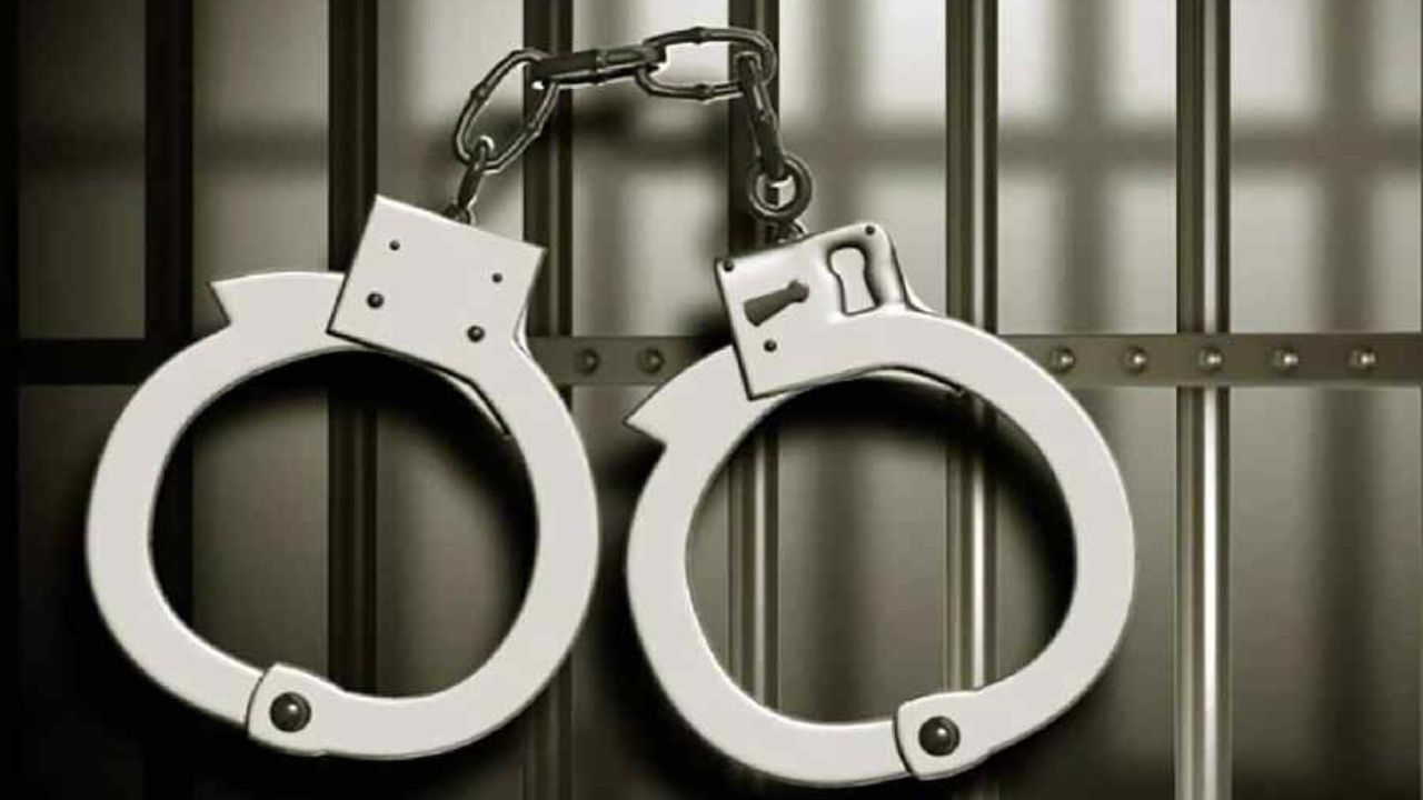 Pathanamthitta Youth Attack: പത്തനംതിട്ടയിൽ ഭാര്യയടക്കം മൂന്ന് പേരെ കുത്തിപ്പരിക്കേൽപിച്ച് യുവാവ്; പ്രതി ഒളിവിൽ