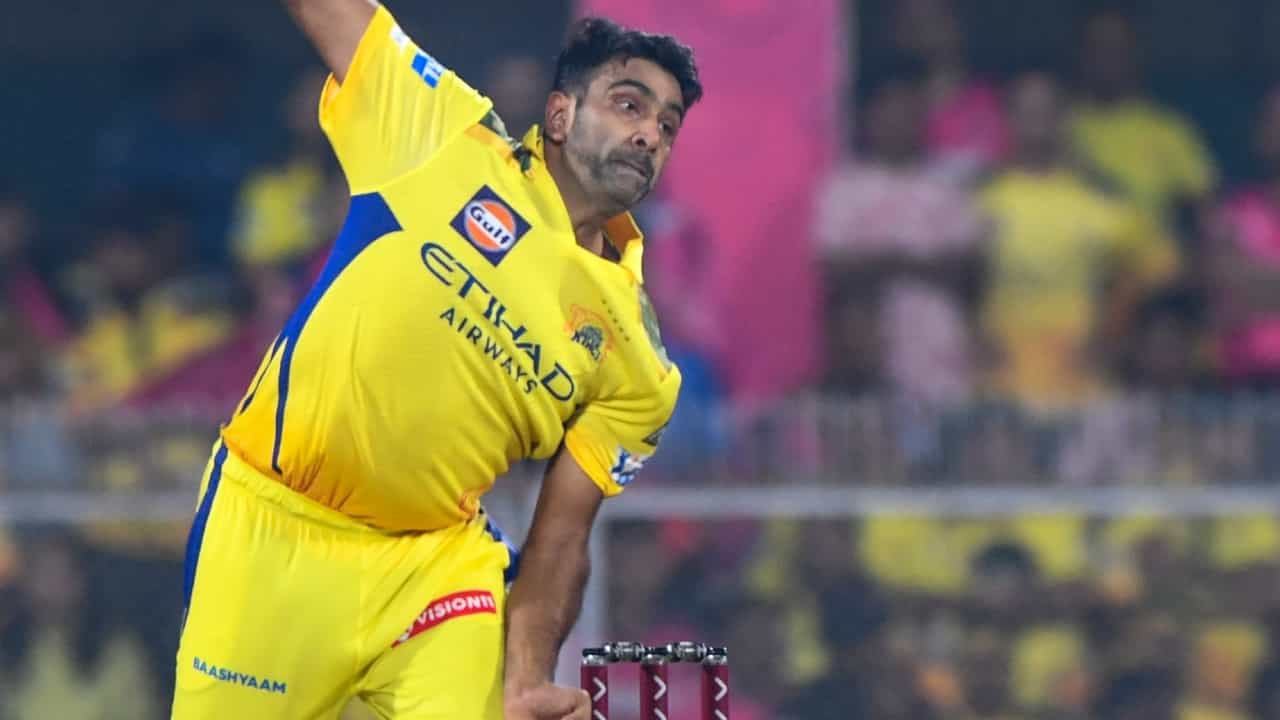 R Ashwin: ടീമിൽ നിന്ന് റിലീസ് ചെയ്യണം; ചെന്നൈ സൂപ്പർ കിംഗ്സിനോട് അഭ്യർത്ഥിച്ച് ആർ അശ്വിൻ