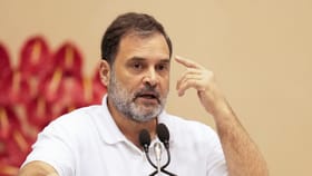 ഗോഡ്‌സെയുടെ പിൻഗാമികളിൽ നിന്ന് ജീവന് ഭീഷണി; സംരക്ഷണം വേണമെന്ന്...