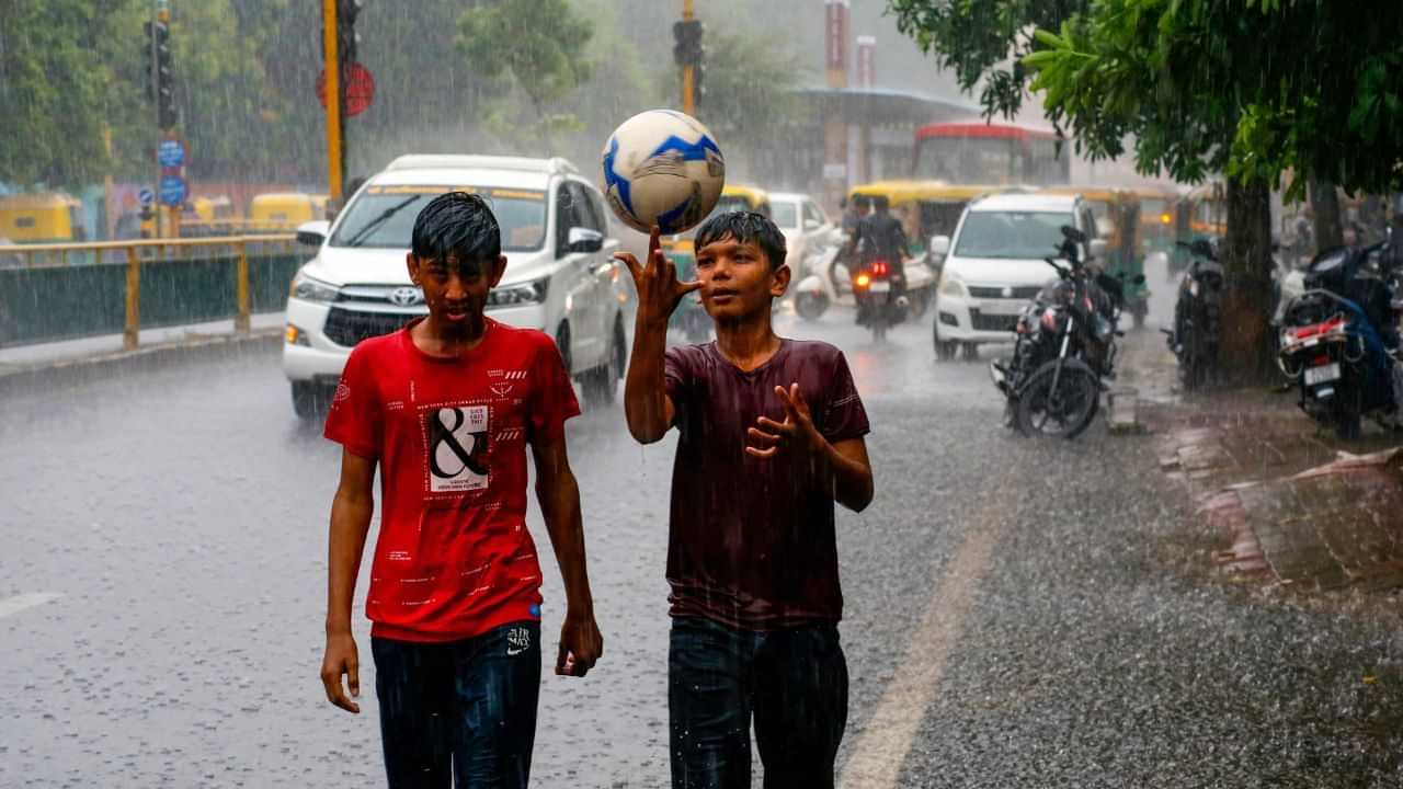 Kerala Rain Alert: സംസ്ഥാനത്ത് മഴയുടെ തീവ്രത കുറയും; ഇന്ന് പ്രത്യേക മഴ മുന്നറിയിപ്പില്ല
