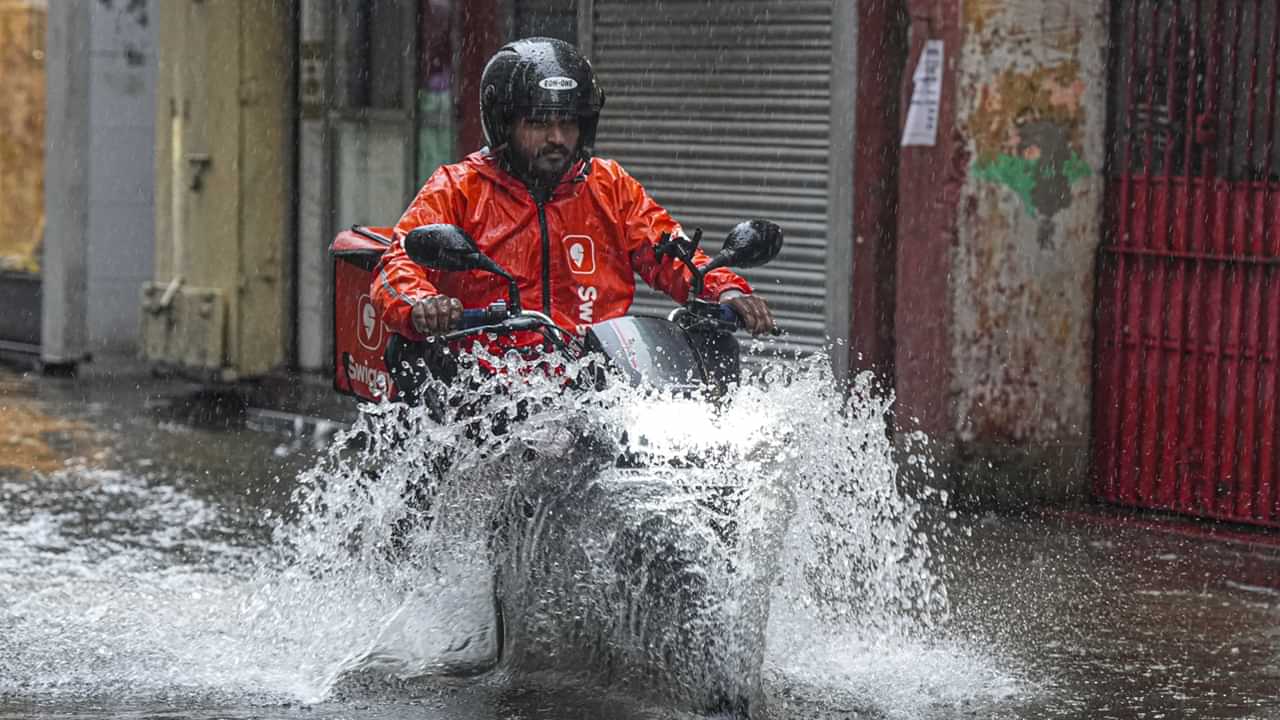 Kerala Rain Alert: മഴ വന്നു കുടയെടുക്കാം! അഞ്ച് ജില്ലകളില്‍ യെല്ലോ അലര്‍ട്ട്
