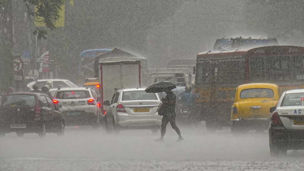 Kerala rain alert : ഇന്നു മഴ കൂടുതൽ ജില്ലകളിലേക്ക്, അലർട്ടുള്ളത് ഇവിടെയെല്ലാം