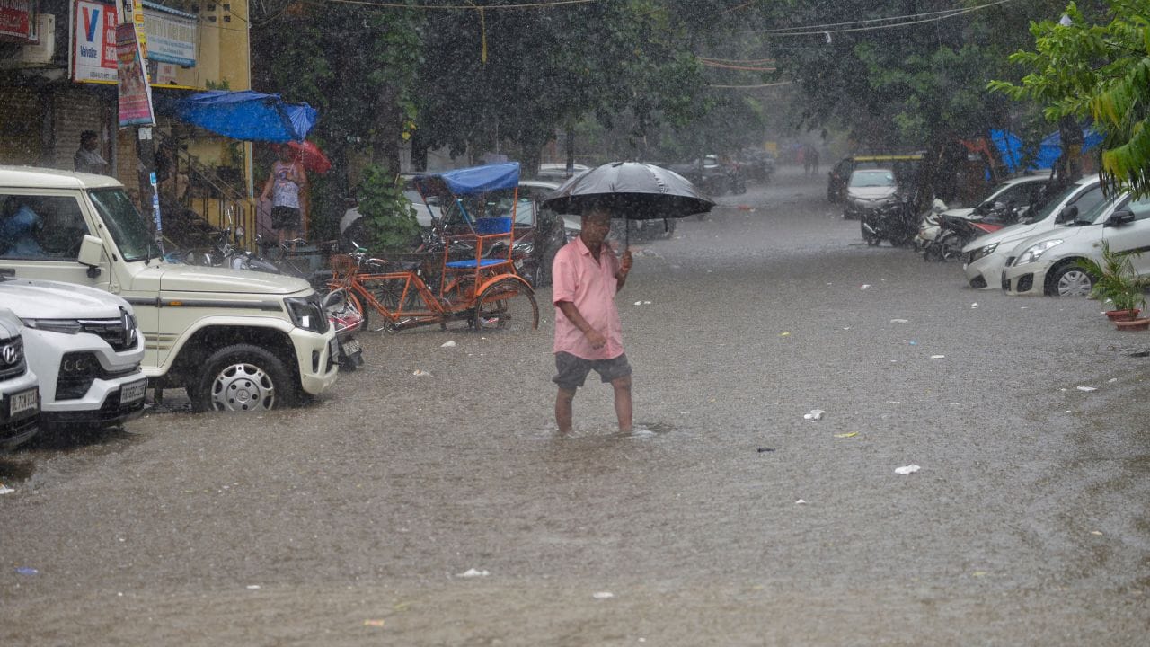 Kerala Rain Alert: മഴ കേരളം വിട്ടു; മുന്നറിയിപ്പുകളില്ല, പക്ഷെ ജാഗ്രത തുടരണം