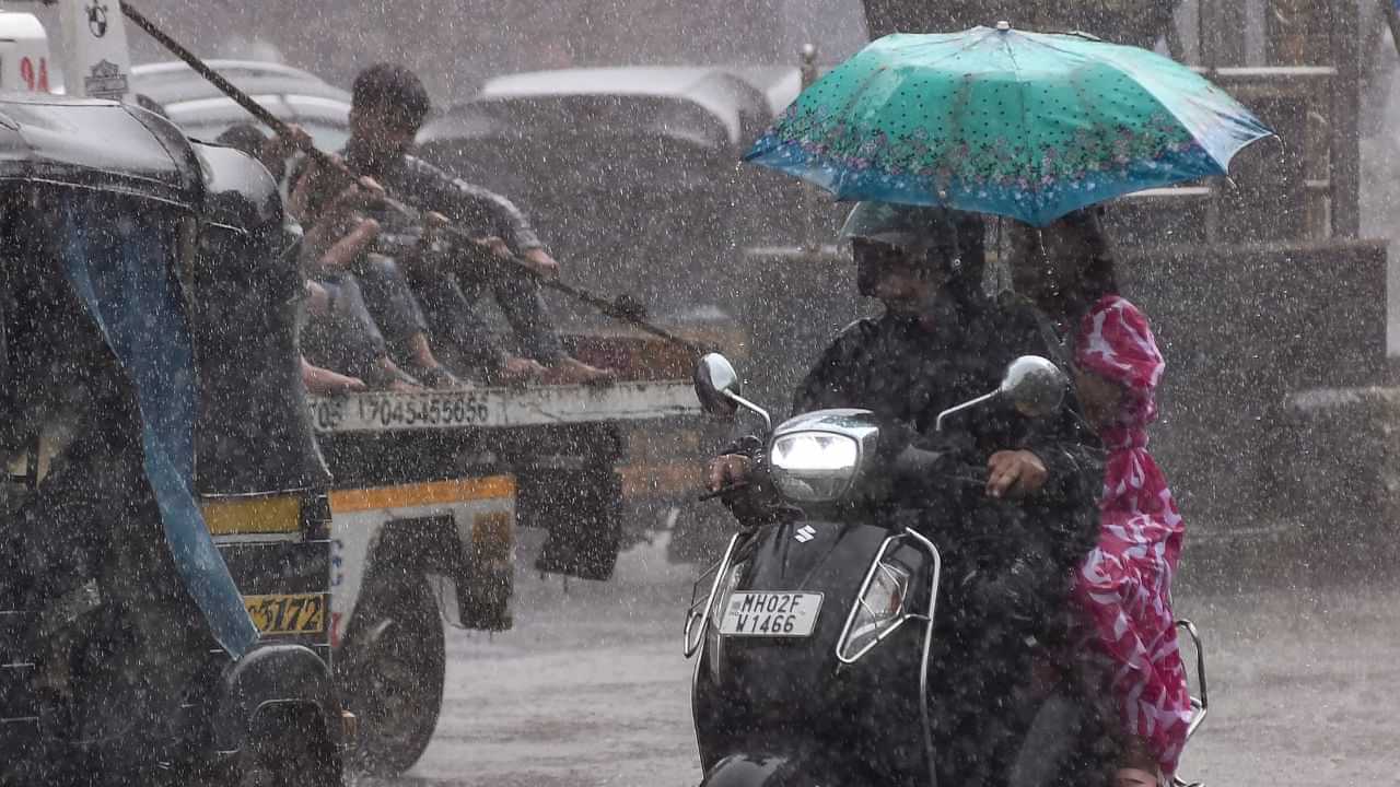 Kerala Rain Alert: ദാ വരുന്നു വീണ്ടും മഴ! സംസ്ഥാനത്ത് ഇടിമിന്നലോടെ മഴക്ക് സാധ്യത; നാല് ജില്ലകളിൽ യെല്ലോ അലർട്ട്