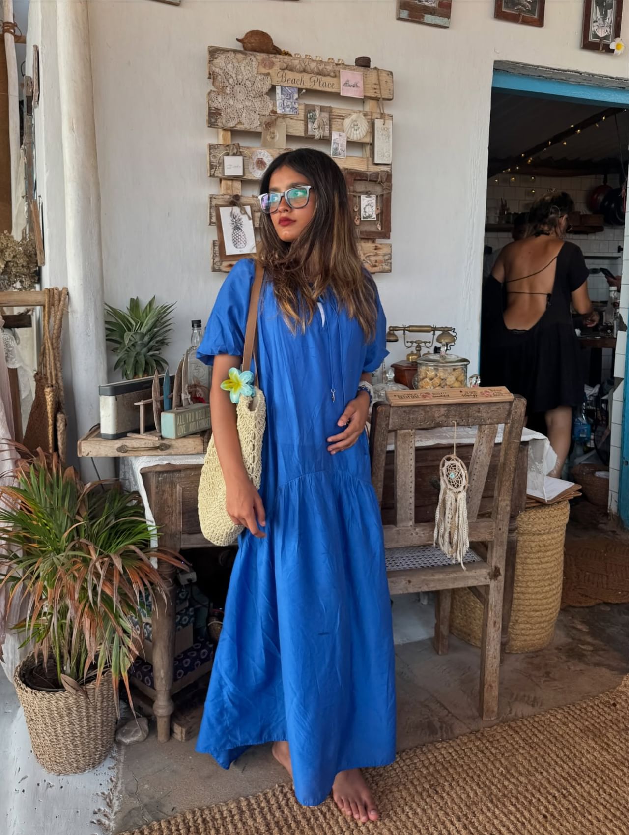 പിന്നീട് മേക്കപ്പ് ട്യൂട്ടോറിയൽസ്, മോട്ടിവേഷണൽ ടോക്സ്, ട്രാവൽ വ്ലോഗ്സ്, ഫിനാൻസ് ടിപ്സ് എന്നിവയൊക്കെ ഇപ്പോൾ റേ ഫാത്തിമ തൻ്റെ കണ്ടൻ്റുകളിലൂടെ അവതരിപ്പിക്കുന്നുണ്ട്. ജെൻസി തലമുറയ്ക്ക് ചേർന്നുപോകാൻ കഴിയുന്ന ഉള്ളടക്കങ്ങളാണ് റെന ഫാത്തിമയുടെ കരുത്ത്.