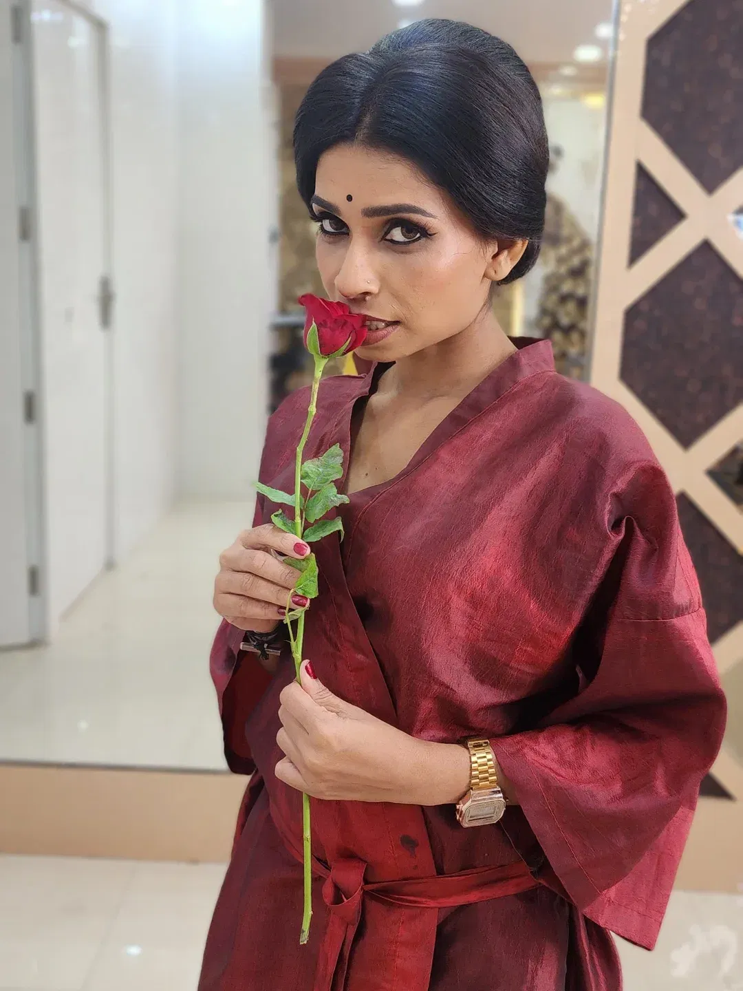 എന്നാല്‍ ക്ഷമിക്കാന്‍ കഴിയുന്നതാണ് ഏറ്റവും വലിയ കഴിവെന്ന് മോഹന്‍ലാല്‍ ഓര്‍മിച്ചപ്പോള്‍ ലാലേട്ടന് വേണ്ടി ഞാനെന്റെ മനസറിഞ്ഞ് അക്ബറിനോട് ക്ഷമിക്കുകയാണെന്ന് രേണു പറഞ്ഞു. എന്നാല്‍ തന്നെ ഇനി ഇത്തരം വാക്കുകള്‍ പറഞ്ഞ് വേദനിപ്പിക്കരുതെന്നും രേണു അക്ബറിനോട് പറഞ്ഞു. താന്‍ ഇനി ആരോടും ഒന്നും പറയില്ലെന്നാണ് അക്ബര്‍ ഇതിന് നല്‍കിയ മറുപടി.