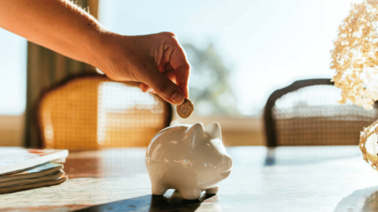 2019 ആയപ്പോഴേക്കും ഡാന്യൂബ് ഗ്രൂപ്പ് 1.3 ബില്യൺ യുഎസ് ഡോളറിന്റെ വാർഷിക വരുമാനം നേടി. മിഡിൽ ഈസ്റ്റിലുടനീളം 50-ലധികം ഷോറൂമുകളും ആയിരക്കണക്കിന് ജീവനക്കാരുമുള്ള ശക്തികേന്ദ്രമായി ഡാന്യൂബ് മാറി.  (Imgae Credit:  Getty Images)