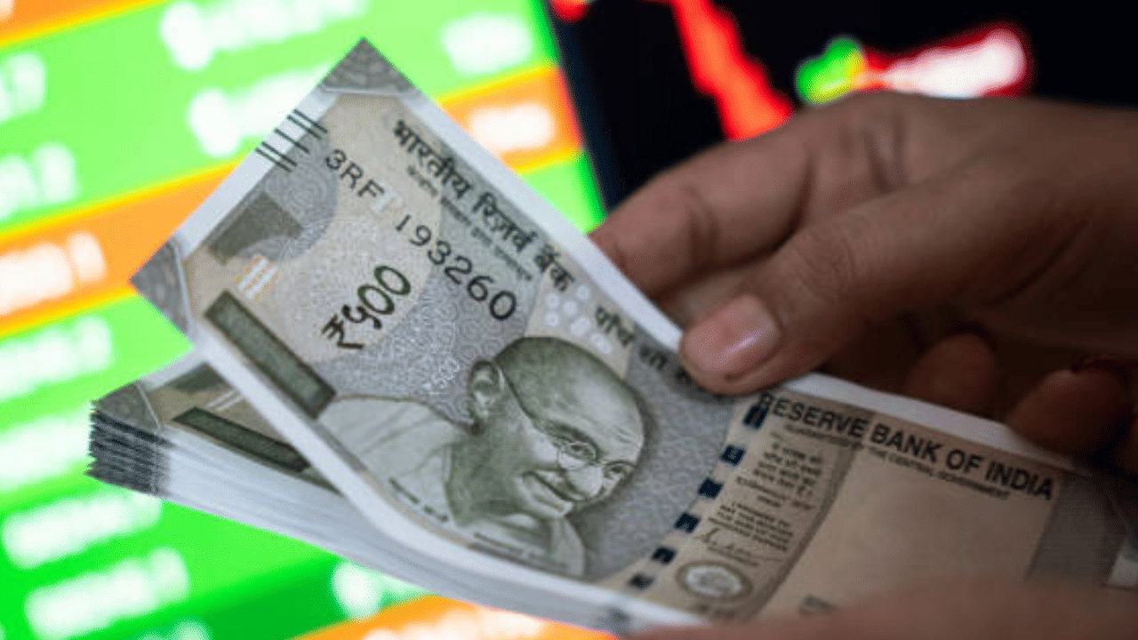 യുഎഇ സാമ്പത്തിക മന്ത്രാലയത്തിന്റെ കണക്കനുസരിച്ച്, റിസ്വാൻ സാജന്റെ നിലവിലെ ആസ്തി 2.5 ബില്യൺ യുഎസ് ഡോളറാണ്. അതായത് ഏകദേശം 20,830 കോടി രൂപ. തെരുവ് കച്ചവടക്കാരനിൽ നിന്ന് ശതകോടീശ്വരനിലേക്കുള്ള അദ്ദേഹത്തിന്റെ യാത്ര പ്രചോദനമാണ്. (Imgae Credit:  Getty Images)