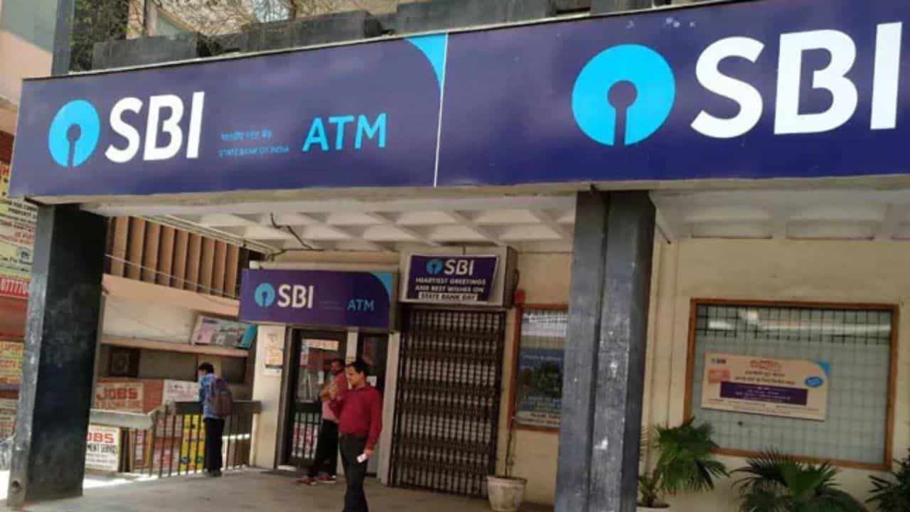 SBI Clerk Waiting List 2025: എസ്‌ബി‌ഐ ക്ലർക്ക് വെയിറ്റിംഗ് ലിസ്റ്റ് പുറത്ത്; എവിടെ അറിയാം, പരിശോധിക്കേണ്ടത് ഇങ്ങനെ