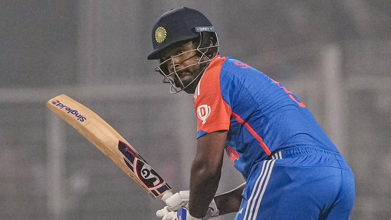 സെപ്റ്റംബർ 10 ന് ഇന്ത്യ യുഎഇയെ നേരിടും, സെപ്റ്റംബർ 14 ന് ദുബായിൽ പാകിസ്ഥാനെ നേരിടും. സൂപ്പർ ഫോർ ഘട്ടത്തിന് മുമ്പ് സെപ്റ്റംബർ 19 ന് ഒമാനെതിരെയാണ് മൂന്നാമത്തെ ഗ്രൂപ്പ് മത്സരം (Image Credits: PTI)