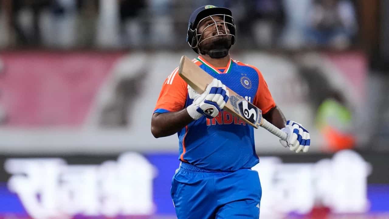 Sanju Samson: ഓണം വന്നാലും ഉണ്ണി പിറന്നാലും സഞ്ജുവിന് കഞ്ഞി കുമ്പിളിൽ തന്നെ; കരിയർ തുടക്കം മുതൽ തുടരുന്ന അവഗണന Sanju Samson: ഓണം വന്നാലും ഉണ്ണി പിറന്നാലും സഞ്ജുവിന് കഞ്ഞി കുമ്പിളിൽ തന്നെ; കരിയർ തുടക്കം മുതൽ തുടരുന്ന അവഗണന